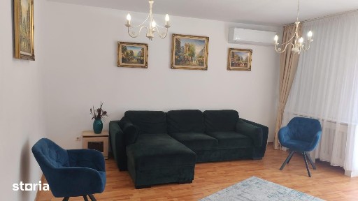 Apartament cu 3 camere de vanzare in Sinaia