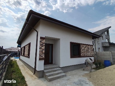 FARA COMISION casa eleganta cu 3 camere 2 bai piscina P+M placa beton