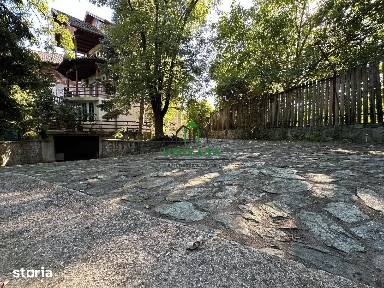 Casă tip duplex - Zona Nord