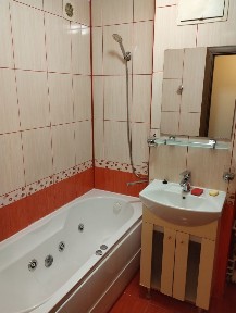 Apartament 3 (trei) camere recent renovat, de închiriat Craiova ultracentral- Ramada Plaza