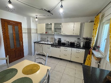 Apartament 3 camere decomandate, Brazda lui Novac, O-uri, 80mp, mobilat, 15 min pana la universitate