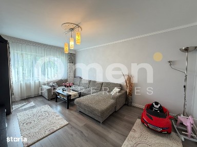 Apartament cu 3 camere decomandat, etaj intermediar, zona Lidl Hotvon