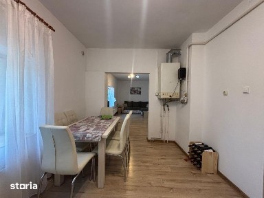 Vanzare- apartament 3 camere, parter, finisat