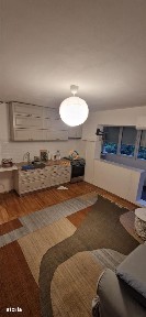 Apartament cu 2 camere transformate in 3 parter zona Aem