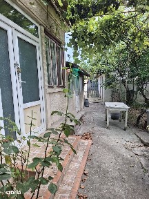 Techirghiol-centru- Casă constructie caramida + Teren 452 mp