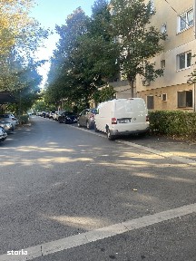 Apartament 3 camere, parter, zona centrală