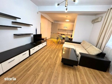 2 camere, Andrei Muresanu, Grand Hotel Italia, Trifoiului, Parcare