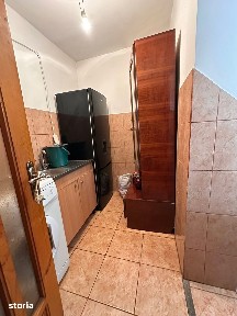 Garsoniera cu balcon etaj 2, 25000 euro negociabil