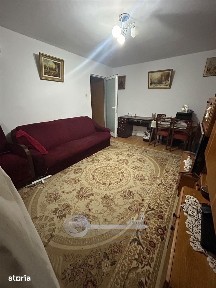 Apartament 3 camere semidecomandat Pacurari - Etaj 3