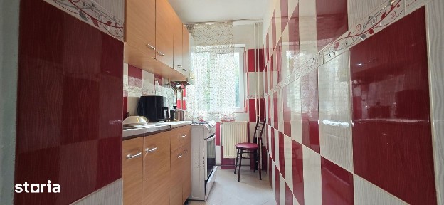 Apartament 2 camere, etaj 2, CT, geam baie, mobilat, bvd. Alexandru