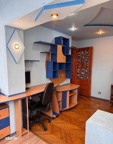 Apartament 3 camere zona Valea Aurie
