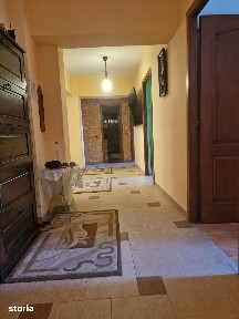 De vânzare apartament cu 4 camere la Trocadero