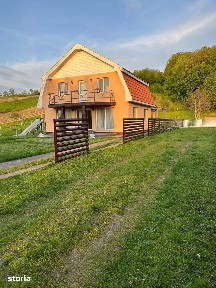 Casa de vanzare in localitatea Cuzap