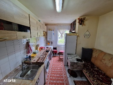 Apartament 4 camere semicentral zona strazii Bucuresti
