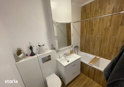 Apartament o camera plus living Gara-Dedeman
