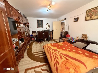 Apartament decomandat, 3 camere - zona Lipovei