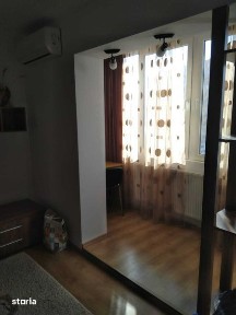 Apartament de vanzare, 2 camere, decomandat, utilat si mobilat