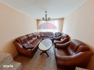 Apartament cu 4 camere de vânzare