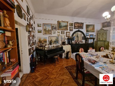 Casa istorica muzeu 4 camere, 2 bai cu 1344 mp teren, ultracentral, Tg