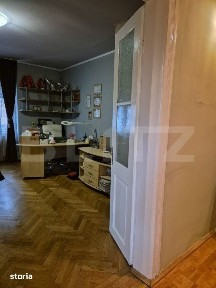 Casa de vanzare, curte comuna cu 1 locatar, 110 mp, zona ultracentrala