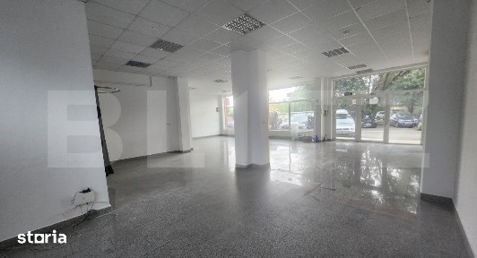 Spatiu comercial, 119 mp, cu vitrina, zona 7 noiembrie