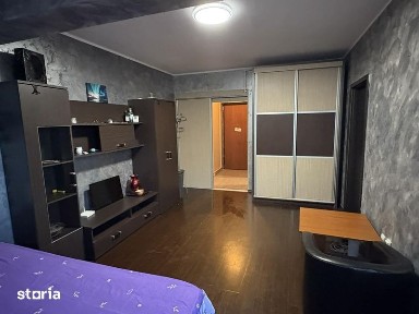 Studio Tomis Plus