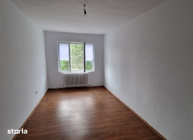 Apartament 2 camere decomandat Frumoasa Siraj, 54 mp,etaj 4 Cod:163145