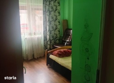 Apartament 3 camere Podul de Fier, 58 metri, etaj parter Cod:160624