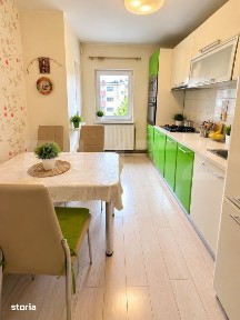Apartament 4 camere, 77 mp, zona Plopilor