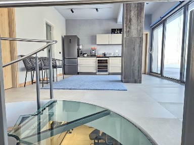 penthouse cu vedere la mare