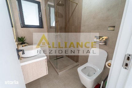 CASA DE VANZARE IN COMUNA BERCENI - 5 CAMERE, PISCINA INCALZITA