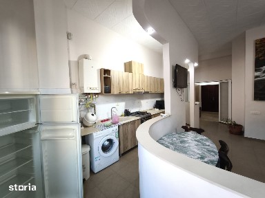 Apartament 3 camere 100 mp Faleza Nord 700 euro