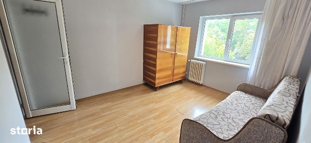 Apartament 2 camere Podu Ros-Tutora, etaj 2, mutare rapida