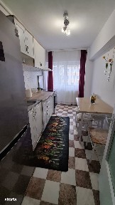 Apartament 3 camere Renovat- Zona Ultracentral- Milea- Politie