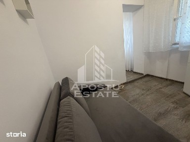Garsoniera de vanzare, renovata, Zona Lipovei