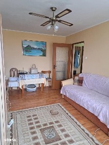 Apartament 3 camere, Carpati 1, decomandat, et. 4, 55.000 euro neg
