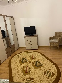 Inchiriez garsoniera renovata centrul vechi cu veranda