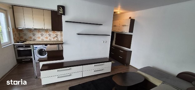 Apartament 2 Camere zona Dacia Labirint 300 euro