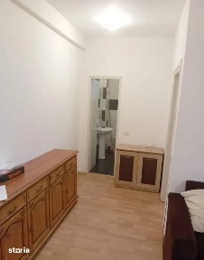 Apartament o camera 41 mp/ posibilitate de recompartimentare INVESTITI