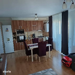 Apartament 3 camere, etaj 2, parcare! Zona Terra!