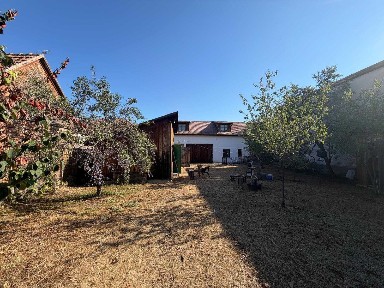 Vand casa singur in curte - 1159 mp teren - Selimbar