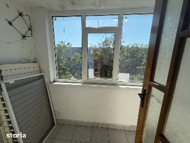 Apartament 2 camere Str. Traian 48,4 mp utili Etaj 3 Centrală proprie
