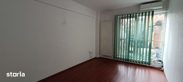 Spatiu birouri 110 mp, semicentral, parcare