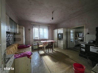 Casa de vanzare, 3 camere, 114 mp, zona Viile Satu Mare