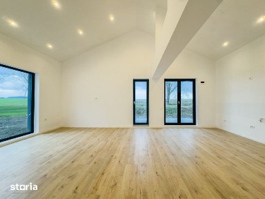 Casa de vanzare in Valu lui Traian, pe partea dreapta, la CHEIE