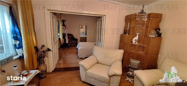 Casa rustica cu curte, 3 camere, zona Tabacarie, Constanta