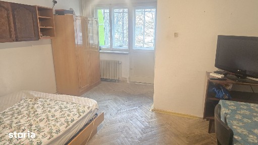 Vand garsoniera in Deva, zona Dacia, etaj 1