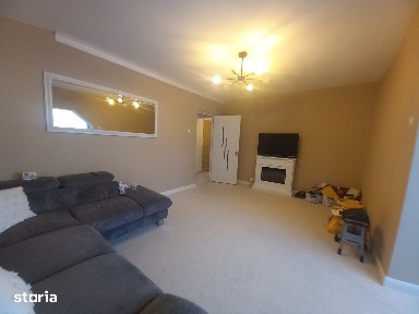 Moldovei, apartament 3 camere, cu garaj sub bloc!