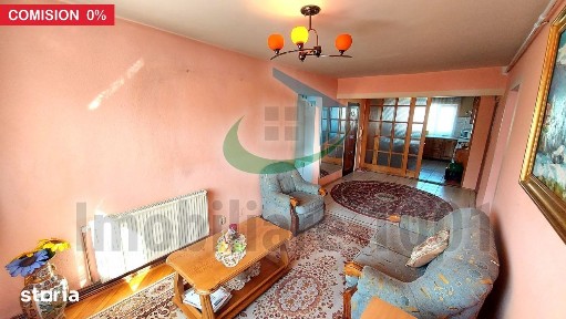 Apartament 4 camere, Republicii, etaj 3, zona Canal 7, comision zero