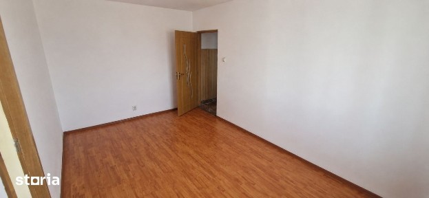 Apartament 2 camere, 42 mp, zona Bals